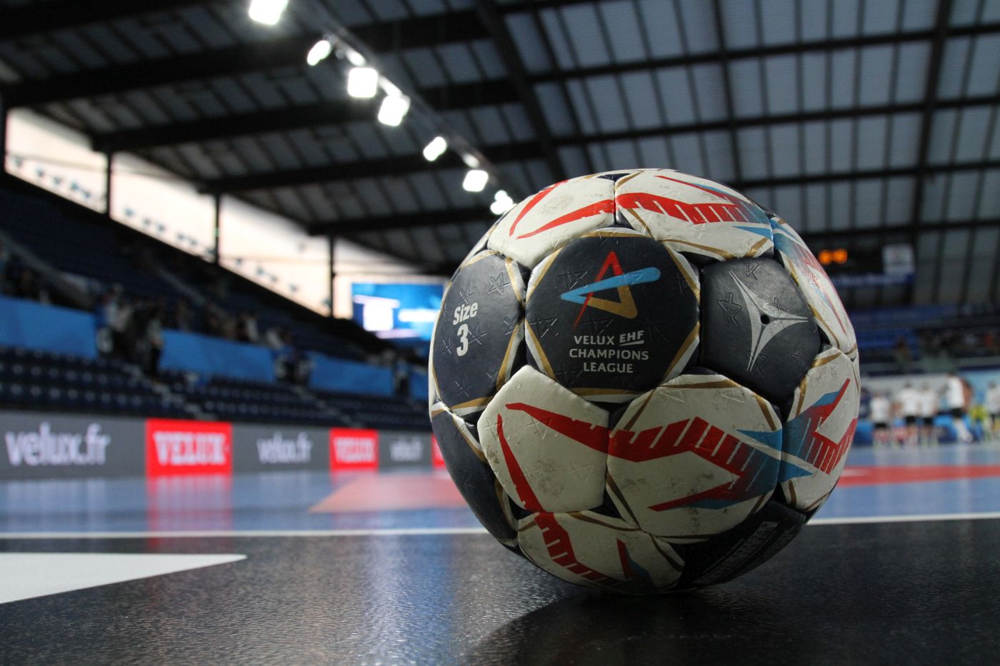 ehf champions league ball